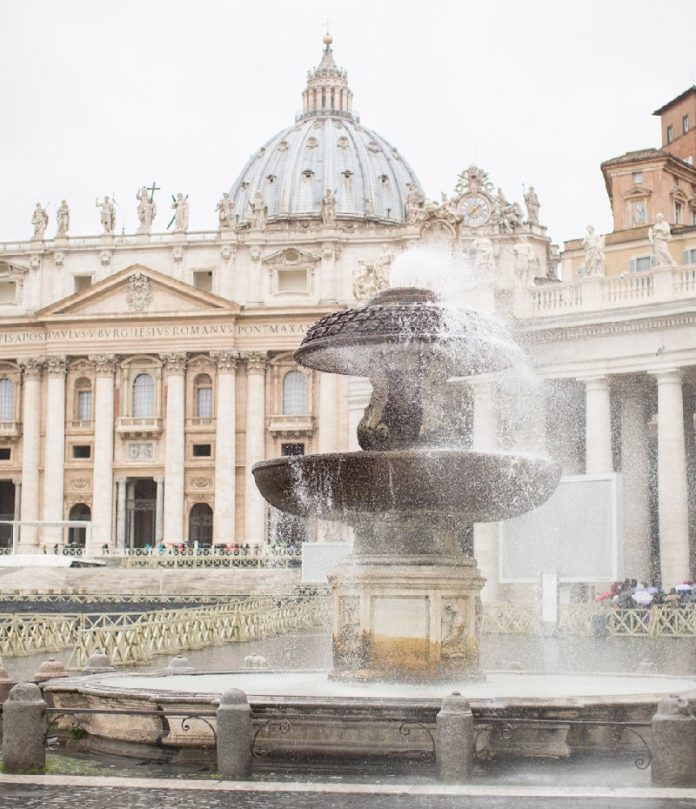 10 Most Beautiful Fountains In Italy