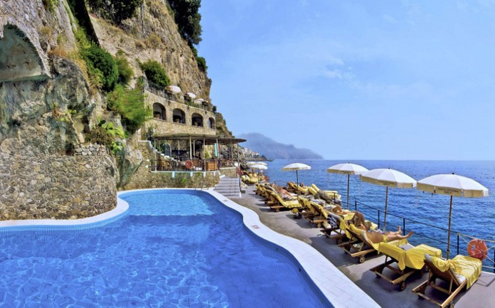 Top 5 Places To Visit In South Italy Southern Italy S Scenic Amalfi Coast Is A Top Vacation Destination